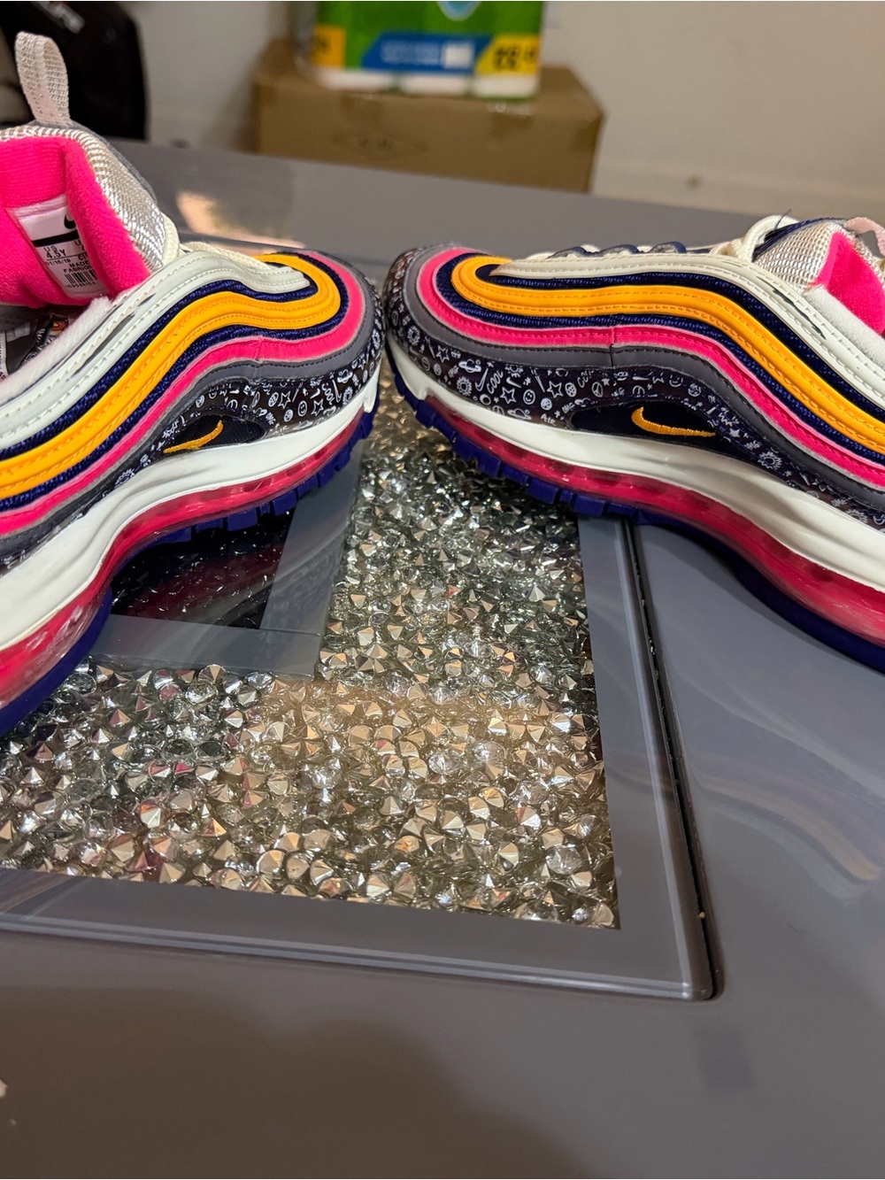 Nike Kids Multicolor Wave-Striped Sneakers - Pink, Yellow & Navy